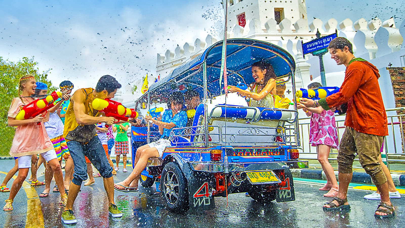 ソンクラン祭りについて知ろう - タイの新年の祝日